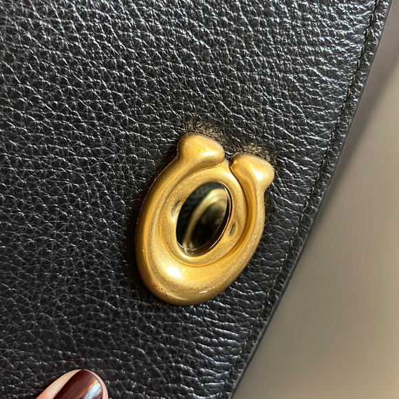 Coach Cassie Crossbody / Black - Picture 14 of 15